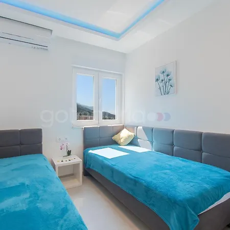 Апартаменты Luxury Sea View Padi Via Mare Макарска